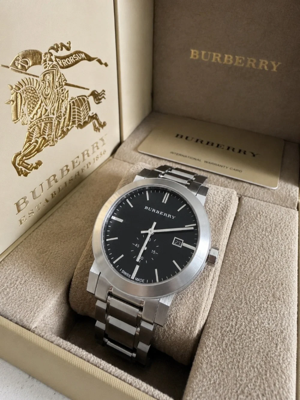 Brand New Burberry Mens Watch Chronograph The City Black Bu9901